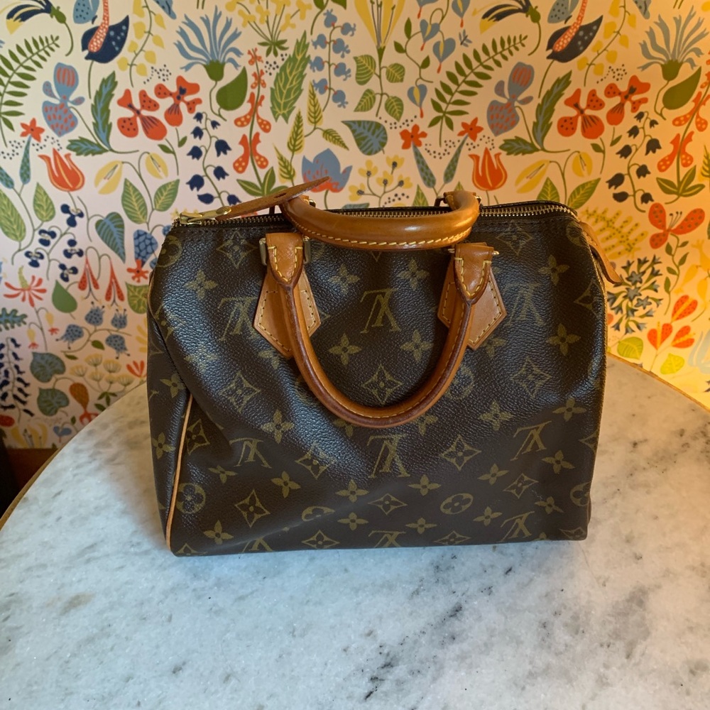 Louis Vuitton speedy monogram size 25